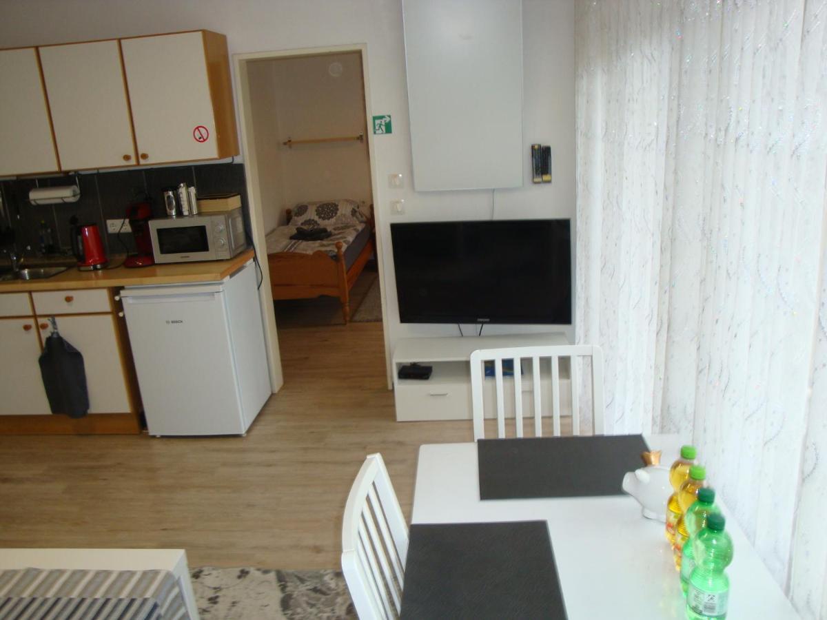 Tac Home 2-Zimmer Wohnung Sindelfingen Exteriör bild